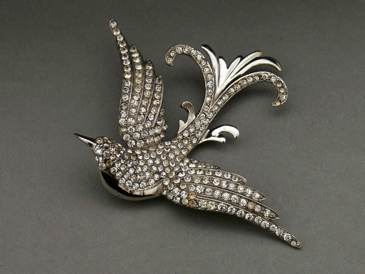 Strassbesetzte Vogelbrosche aus rhodiniertem Sterlingsilber, USA zirka 1942 bis 1945